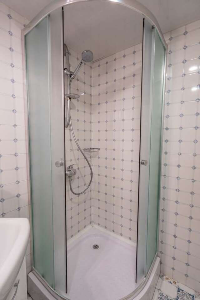 Апарт-отели Mini Hotel on Aghmashenebeli Ave Тбилиси-11